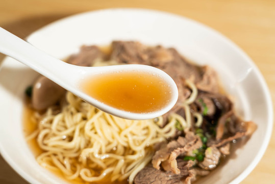 清湯牛肉面