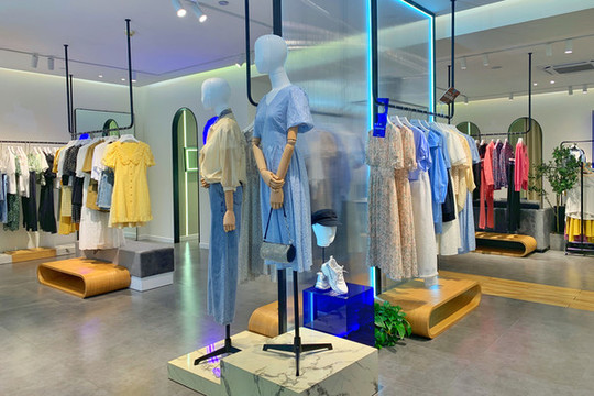 女士服裝店