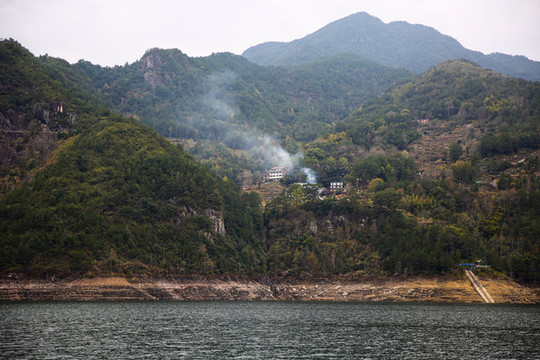 山里人家