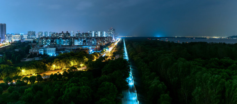 夜景道路