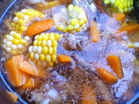 玉米排骨湯