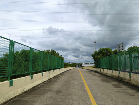 高速跨線橋