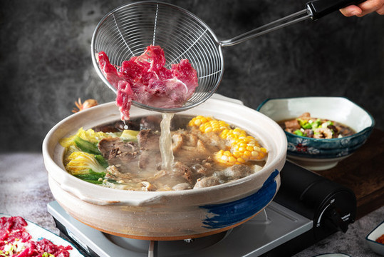 牛肉火鍋