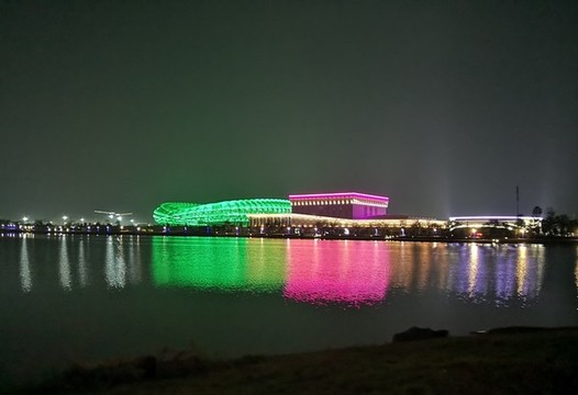 體育館夜景