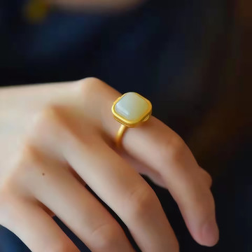 銀鑲和田玉戒指