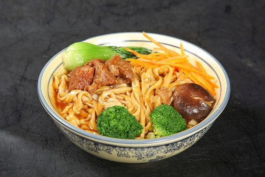 紅燒牛肉面