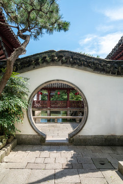 園林門洞