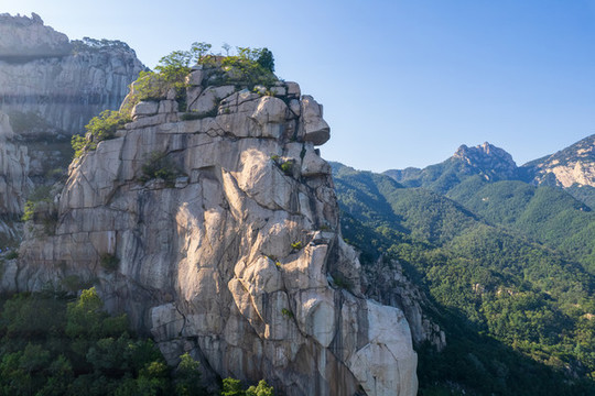 航拍泰山扇子崖