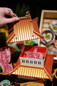 日式燒肉韓國烤肉燒烤牛肉和牛