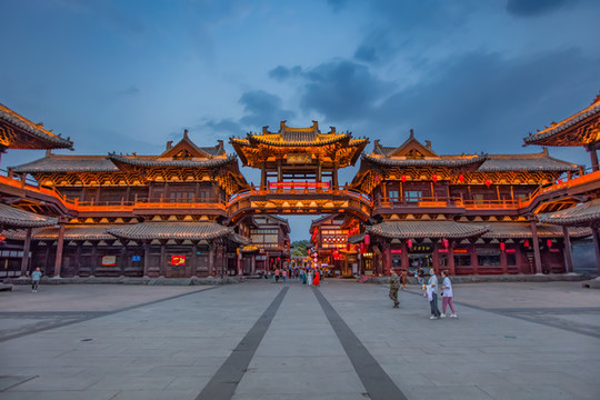 大同古城鼓樓西街
