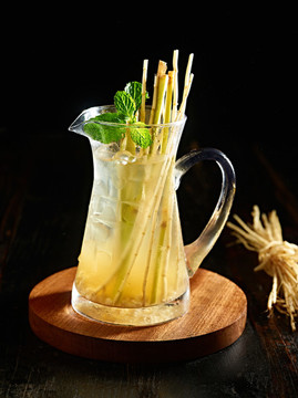 馬蹄茅根竹蔗水