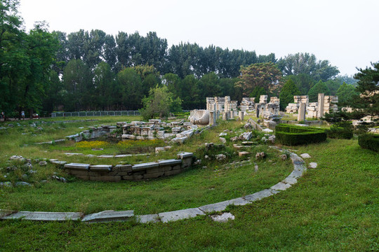 北京圓明園西洋樓海晏堂遺址