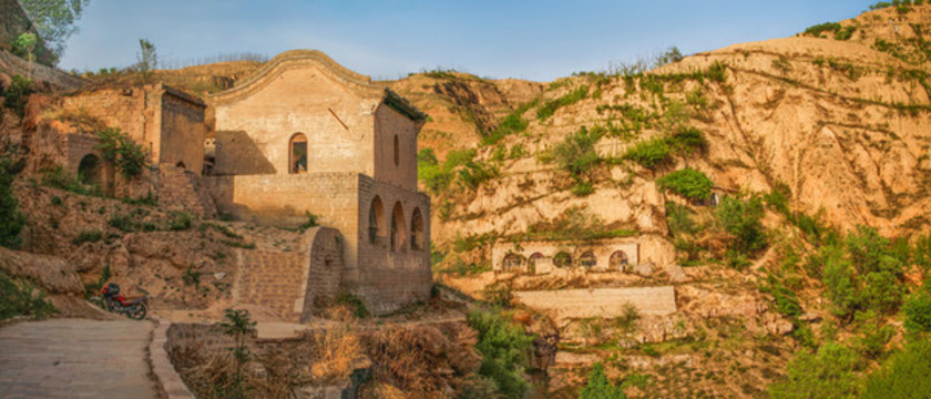 李家山村