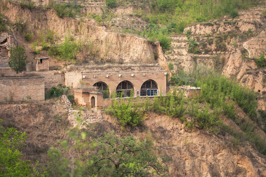李家山村