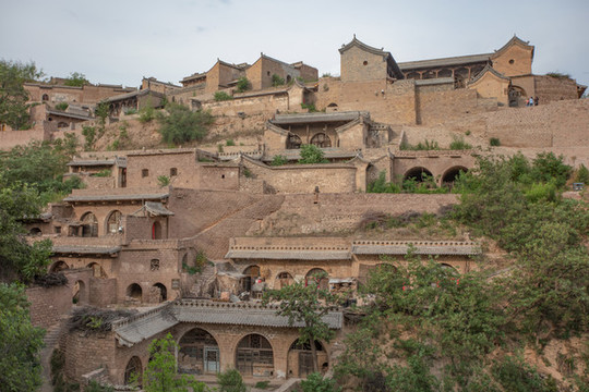 李家山村