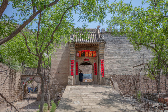 西灣村
