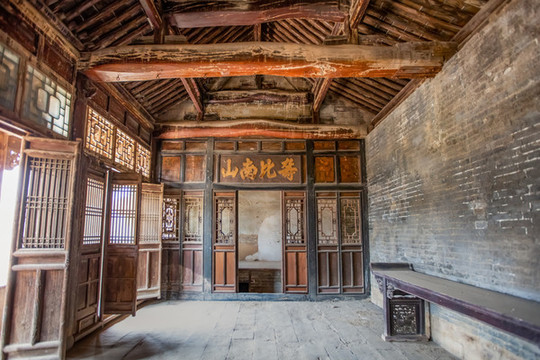 西灣村