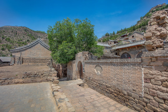 西灣村