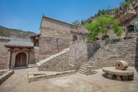 西灣村