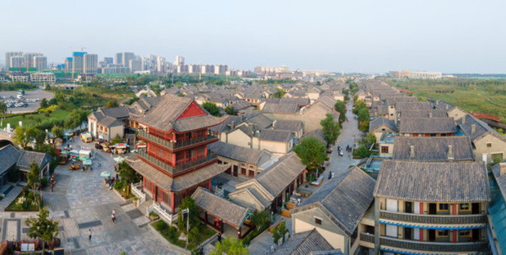 航拍山東日照東夷小鎮(zhèn)古建筑街景