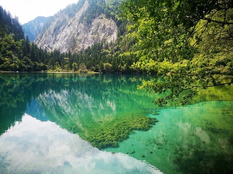 高山湖泊