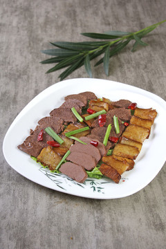 高粱粑回鍋肉03