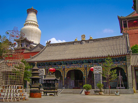 五臺(tái)山萬(wàn)佛閣