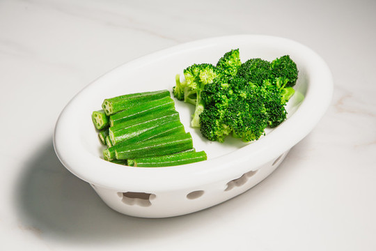 白灼西蘭花秋葵