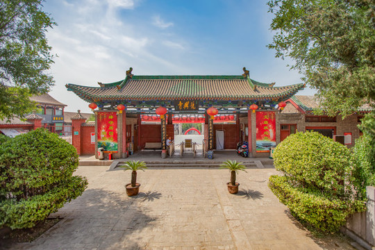 新絳龍興寺