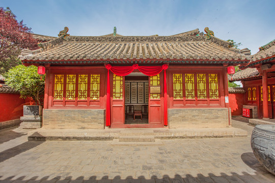 普救寺梨花院