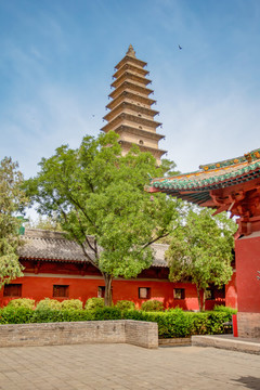 普救寺鶯鶯塔