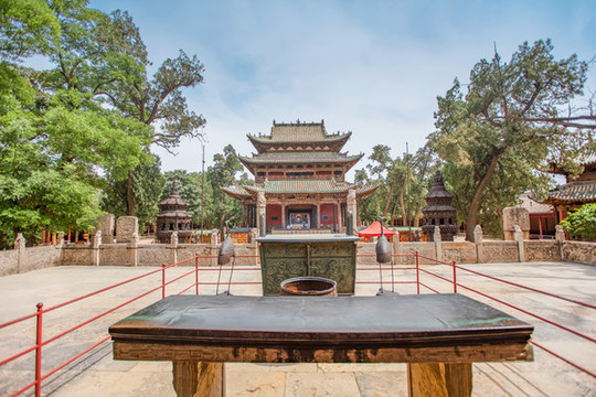 解州關(guān)帝廟崇寧殿殿前