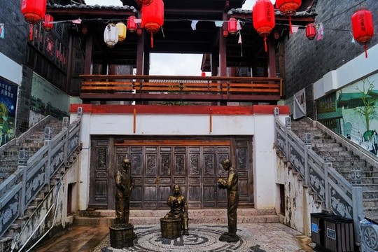 束河古鎮(zhèn)紅燈籠