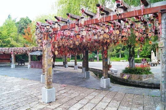 麗江束河古鎮(zhèn)老街