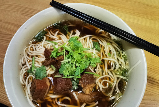 紅燒牛肉面