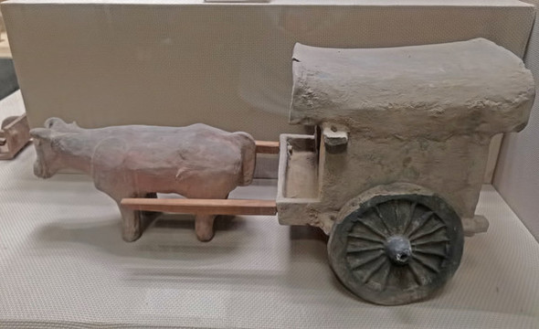 彩繪牛車