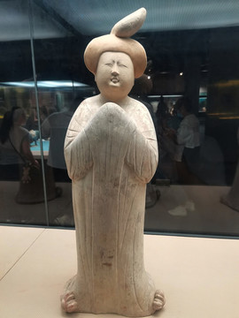 彩繪仕女俑