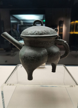鳥紋盉