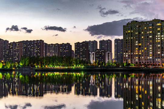 中國(guó)長(zhǎng)春南溪濕地公園夜景