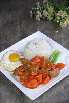 番茄牛肉拌飯01