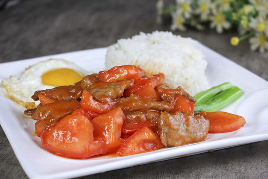 番茄牛肉拌飯02