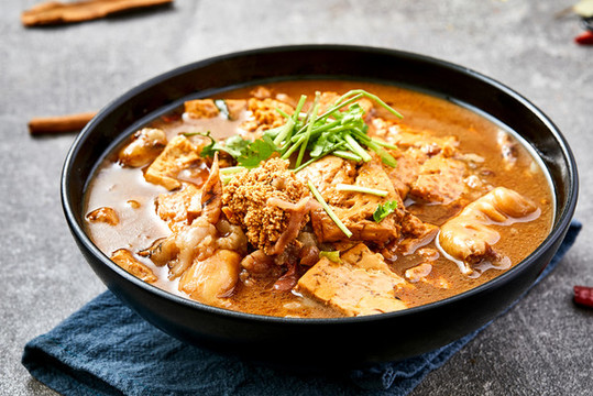 魚雜燉豆腐