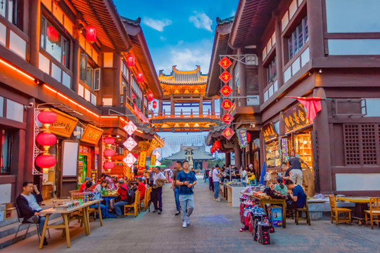 大同鼓樓西街夜景