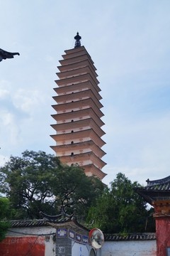 大理崇圣寺三塔