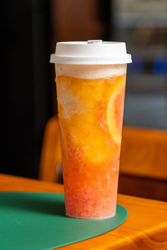 滿杯西柚
