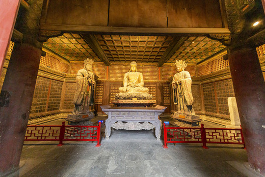 北京東城區(qū)智化寺如來殿佛像