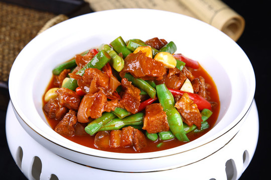 紅燒肉燒豆角