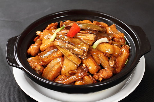 土雞煲