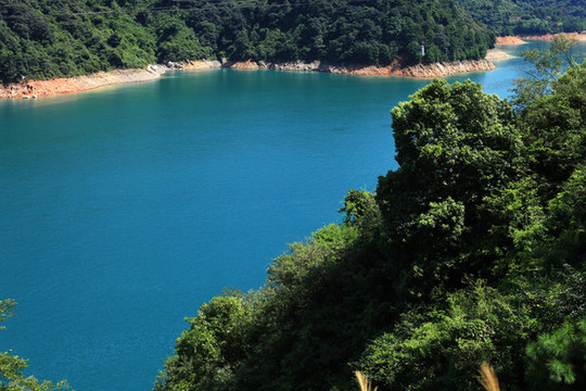 湖水
