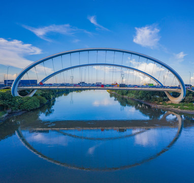 蝴蝶橋